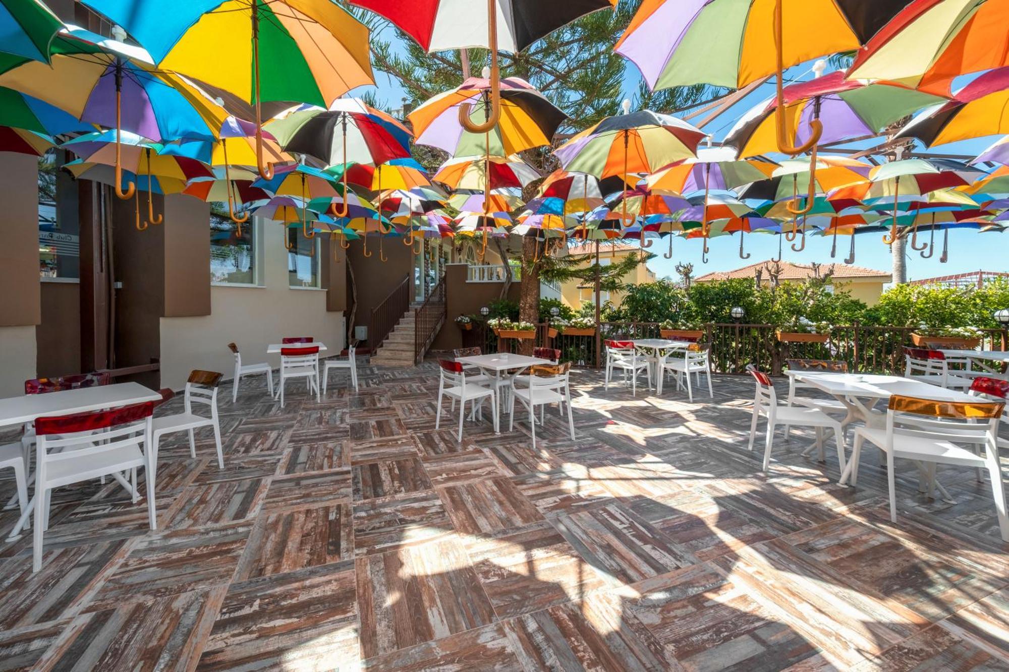 אלאניה Club Paradiso Hotel & Resort מראה חיצוני תמונה